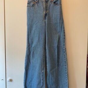 Classic Blue Levi’s Women's Jeans